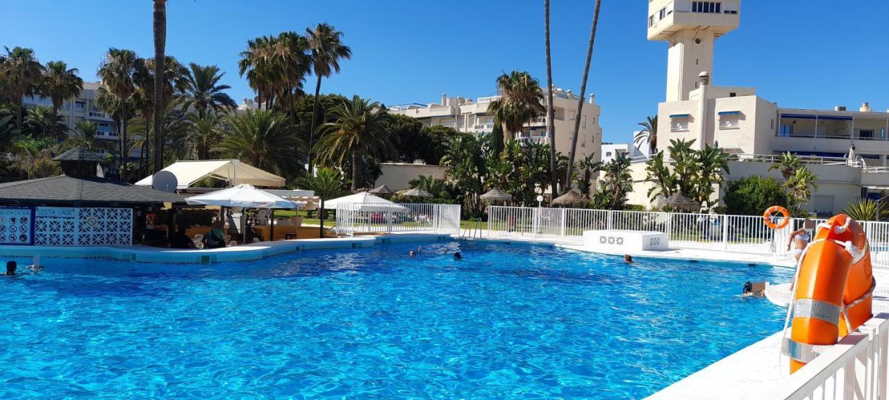 Costa Lago Beach توريمولينوس المظهر الخارجي الصورة